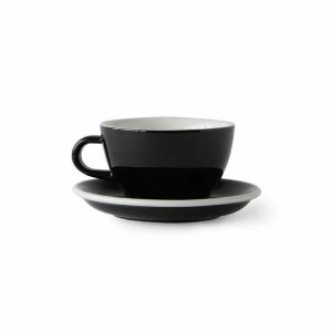Copo Latte Grande Acme 280 ml + Pires 15 cm, elegância e qualidade para desfrutar o seu café favorito. Conjunto premium para momentos especiais.