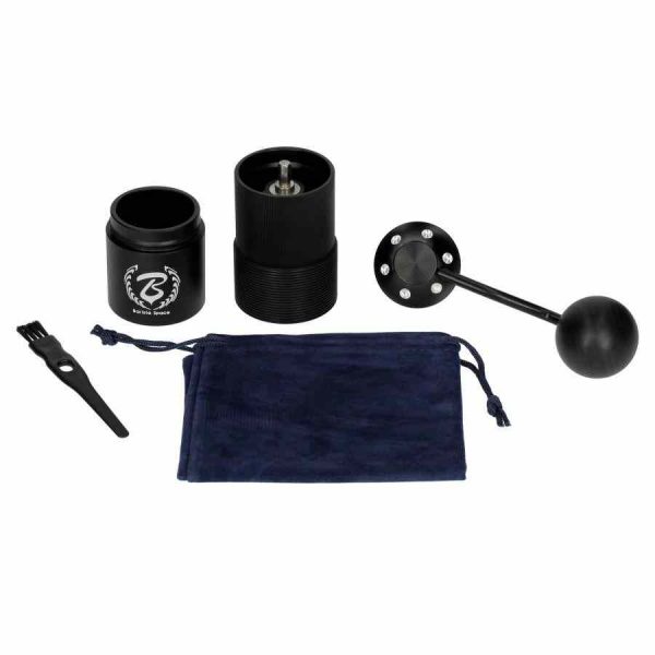 Moedor manual Barista Space preto para café fresco e aromático - Compre online e surpreenda-se!