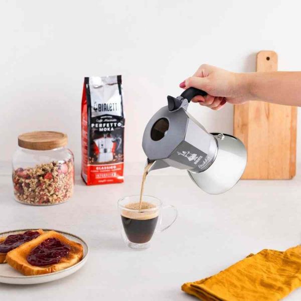 Bialetti Brikka: Máquina de Café Expresso com Fogão de Indução, 4 Xícaras - Café de qualidade perfeito em sua casa. Ideal para apreciadores de café.