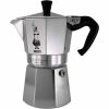 Máquina de café expresso Bialetti Moka Express para fogão - Aroma italiano em casa. Compre agora esta máquina de café de alta qualidade!