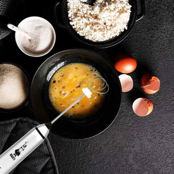 Batedor de leite Bialetti Montalatte: prático e recarregável via USB para espumar com perfeição. Ideal para café em casa!