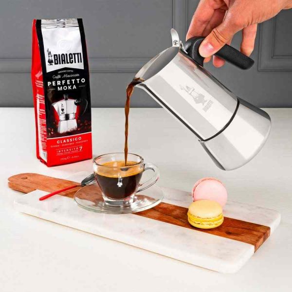Máquina de café expresso com fogão Bialetti Venus - Preparação rápida de café aromático em casa. Qualidade premium e design elegante. Adquira já!