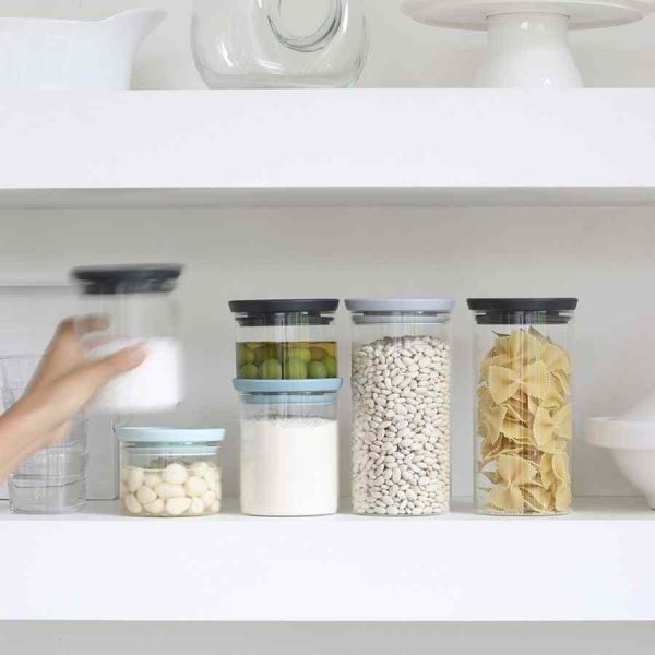 Frascos de vidro empilháveis Brabantia com tampa cinza - Organização e estilo na cozinha - Compre online agora!