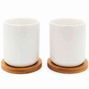Conjunto de canecas Bredemeijer Umea 200 ml + porta-copos de bambu em branco para presentear com elegância e sofisticação.