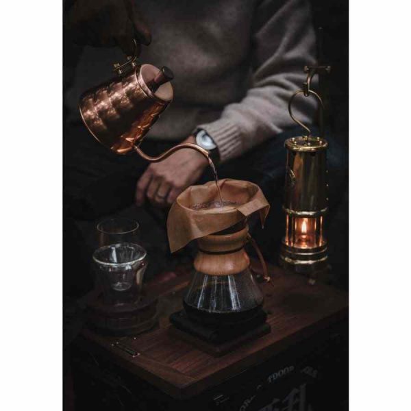 Cervejeira de café artesanal Chemex soprada à mão para um café irresistível. Compre já a sua!