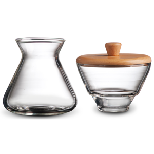 Conjunto artesanal de açúcar e creme para Chemex, perfeito para apreciar um café de qualidade superior. Feito à mão e soprado com excelência.