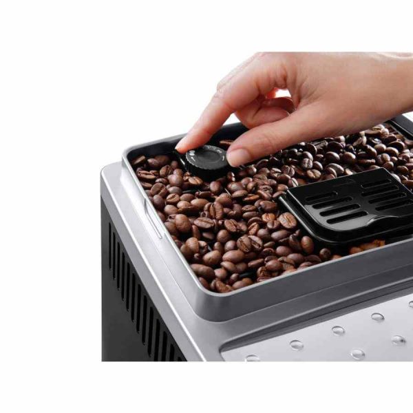 Máquina de café inteligente DeLonghi ECAM250.23.SB Magnifica S - Desfrute do melhor café em casa com esta máquina de qualidade premium.