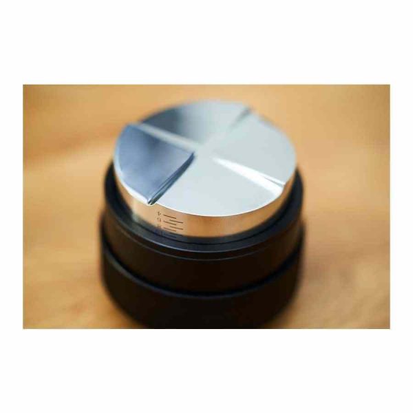 Nivelador de café ajustável premium da Eureka - ideal para uma extração perfeita do café. Adquira já e eleve a sua experiência de degustação.