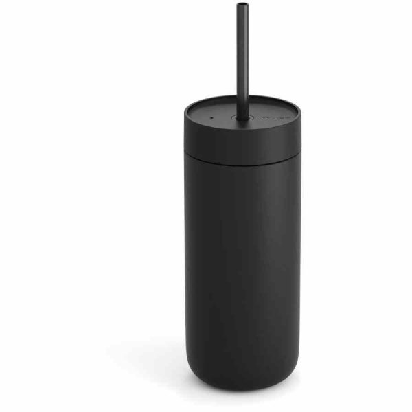 Caneca isolada Fellow Carter Cold Tumbler 473 ml, preto fosco para bebidas frias ou quentes. Mantém a temperatura por horas. Ideal para viagens. Compre agora!