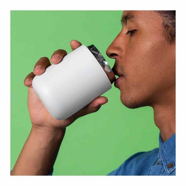 Caneca Fellow Carter Everywhere 355 ml, preto fosco - O companheiro perfeito para desfrutar das suas bebidas favoritas em grande estilo. Ideal para casa ou viagem.