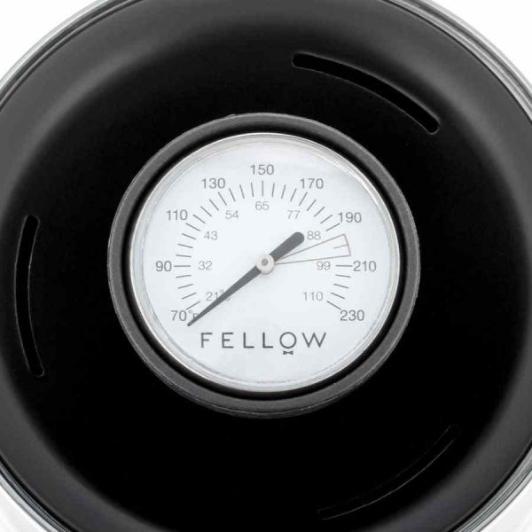 Chaleira Fellow Stagg Pour-Over de 1,0 litro para café de excelência. Design moderno e qualidade premium para a sua experiência de café perfeita. Compre já!