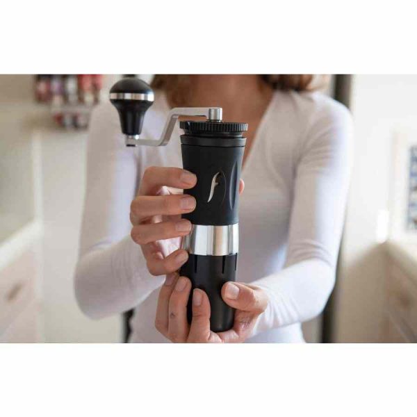 Moedor de Café Real Flair - Desfrute do aroma do café recém-moído com este moedor de alta qualidade. Ideal para os amantes de café exigentes. Adquira já!