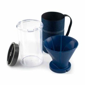 Cafeteira GSI Outdoors JavaDrip azul: desfrute do melhor café em qualquer lugar. Leve, durável e prático. Ideal para os amantes de café.