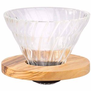 Gotejador de vidro Hario Olive Wood V60 tamanho 01 - Elegância e qualidade para o seu café perfeito. Compre online agora!