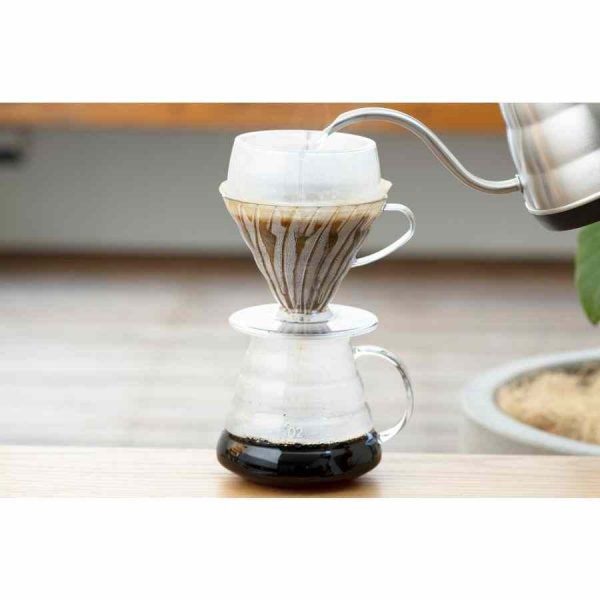 Conjunto de assistência contra gotejamento Hario V60-02, indispensável para café perfeito. Compre já e surpreenda-se!