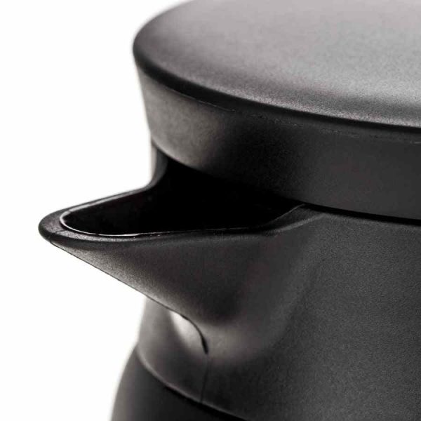 Jarro Isolado em Aço Inoxidável Hario V60 02 de 600 ml - Design elegante para servir café fresco. Mantém a temperatura por mais tempo. Compre online!
