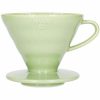 Gotejador de café em cerâmica Hario V60 tamanho 02 - Design elegante para preparar café perfeito em casa. Produto de qualidade para café gourmet!