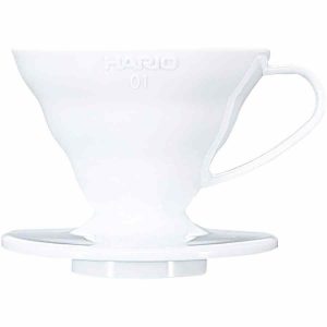 Gotejador Hario V60 Tamanho 01 em Plástico - A solução perfeita para preparar cafés frescos e aromáticos em casa. Ideal para os amantes de café exigentes!
