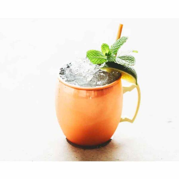 Caneca ILSA Moscow Mule Barrel 500 ml - Mantenha as suas bebidas favoritas frescas nesta elegante caneca de 500 ml. Perfeita para cocktails e momentos especiais. Compre já!