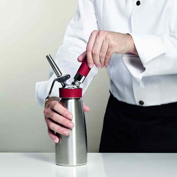 Chicote Gourmet iSi: Acessório culinário de alta qualidade para culinária profissional. Compre online e eleve a sua cozinha!