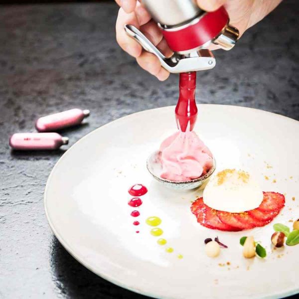 Chicote Gourmet iSi: Acessório de Cozinha de Qualidade Premium para Receitas Sofisticadas