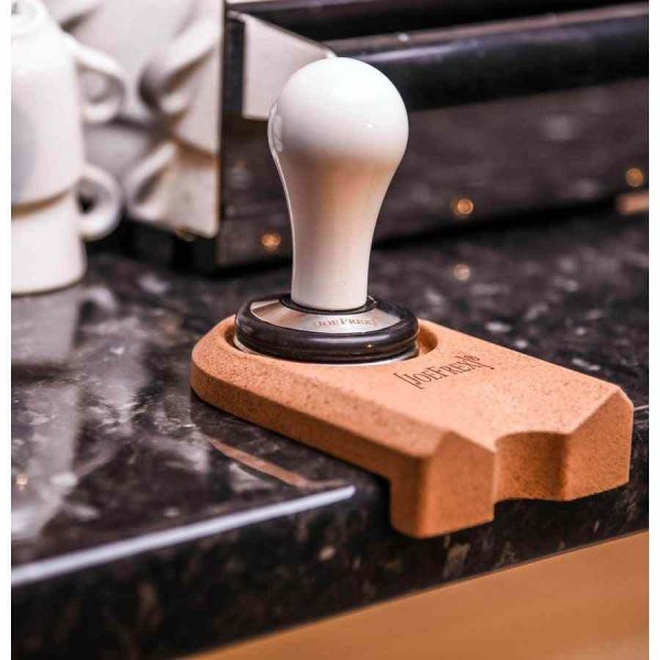 Suporte de cortiça para tapete de canto JoeFrex: design elegante para proteção e estilo. Compre online o melhor suporte para tapetes de canto!