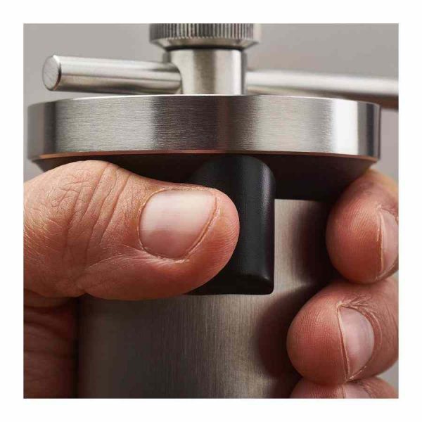Moedor de café clássico Kinu M47 para os amantes de café exigentes - Qualidade premium para moer grãos frescos. Ideal para apreciadores de café!