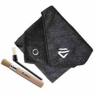 Kit de limpeza profissional Lelit PLA9101 para manter a sua máquina de café impecável. Compre agora e prolongue a vida útil do seu equipamento!