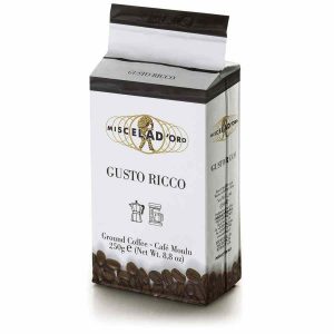 Café moído Miscela d'Oro Gusto Ricco, 250g - Aromático e intenso, café de alta qualidade para os amantes de café exigentes. Compre online!