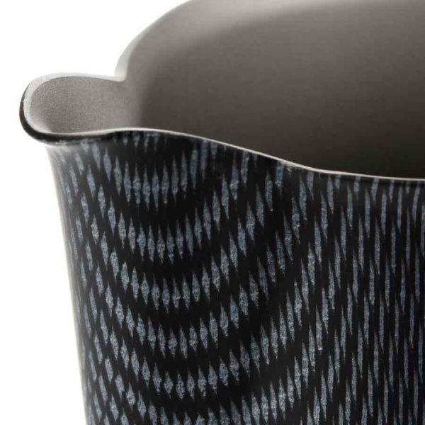 Jarra de Leite Motta Carbon Look 500 ml para Servir com Estilo - Resistente e Durável para Café e Chá - Design Exclusivo - Compre Online!