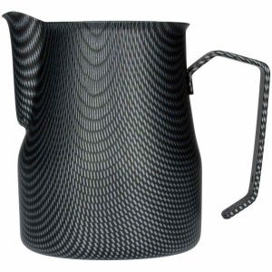 Jarra de Leite Motta Carbon Look 500 ml - Design moderno e elegante para servir com estilo. Ideal para café da manhã e chá da tarde.