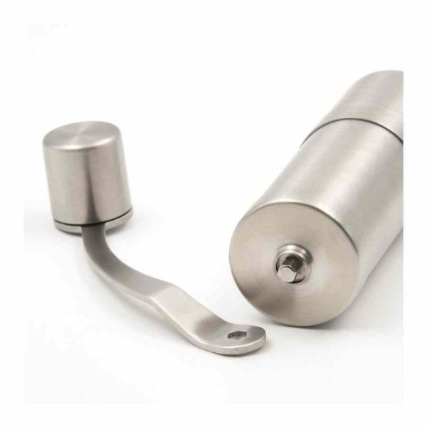 Moedor manual compacto de café Rhino Coffee Gear com adaptador AeroPress para os amantes de café exigentes. Aproveite a qualidade profissional em casa!