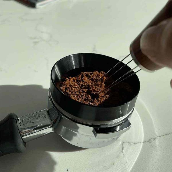 Ferramenta de distribuição de agulha Rhino Coffee Gear WDT para um café perfeito. Compre online e eleve a sua experiência café.