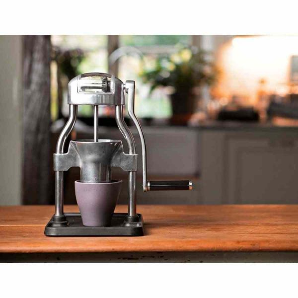 Moedor de café manual ROK GrinderGC: desfrute do melhor café moído na hora com este moedor de alta qualidade. Ideal para os amantes de café!