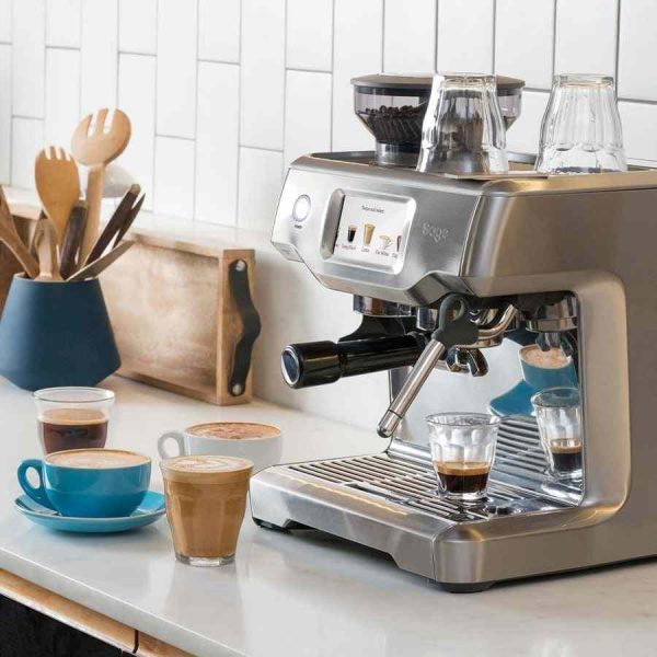 Máquina de café expresso Sage The Barista Touch, elegante e sofisticada para saborear o melhor café em casa. Ideal para entusiastas do café!
