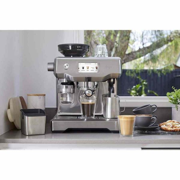 Máquina de café Sage The Oracle Touch, elegante e sofisticada para um café expresso perfeito em casa. Ideal para os amantes de café exigentes.