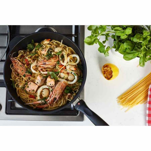 Frigideira Swiss Diamond XD Classic+ por indução 26 cm / 3,6 l - Resistente e antiaderente para cozinhar com qualidade suíça. Perfeita para indução.