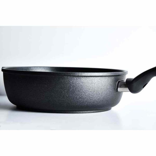 Frigideira Swiss Diamond XD Classic+ por indução 26 cm / 3,6 l - Panela de qualidade premium para cozinhar com facilidade e precisão. Ideal para indução.