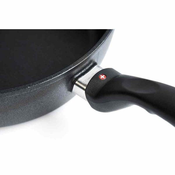 Frigideira Swiss Diamond XD para Indução: Excelente qualidade para cozinhar online.