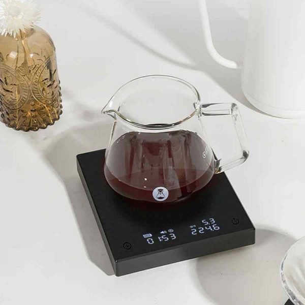 Balança de café Timemore Black Mirror Basic Plus 2: precisão e elegância para a sua experiência de café. Com temporizador, cor preta. Ideal para os amantes de café!