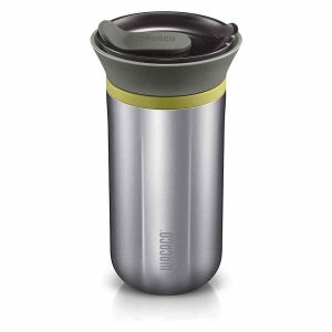 Copocafé portátil Wacaco Cuppamoka - derrame a sua paixão pelo café com esta cafeteira compacta e elegante. Ideal para viagens ou uso diário.