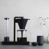 Cafeteira Wilfa Svart Performance WSPL-3B em preto, design premium para café perfeito. Ideal para apreciadores exigentes.